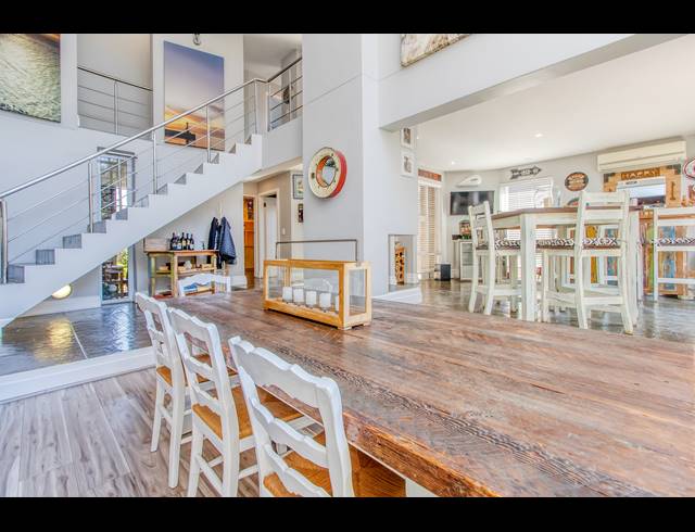 4 BEDROOM HOUSE FOR SALE IN CEDAR LAKES